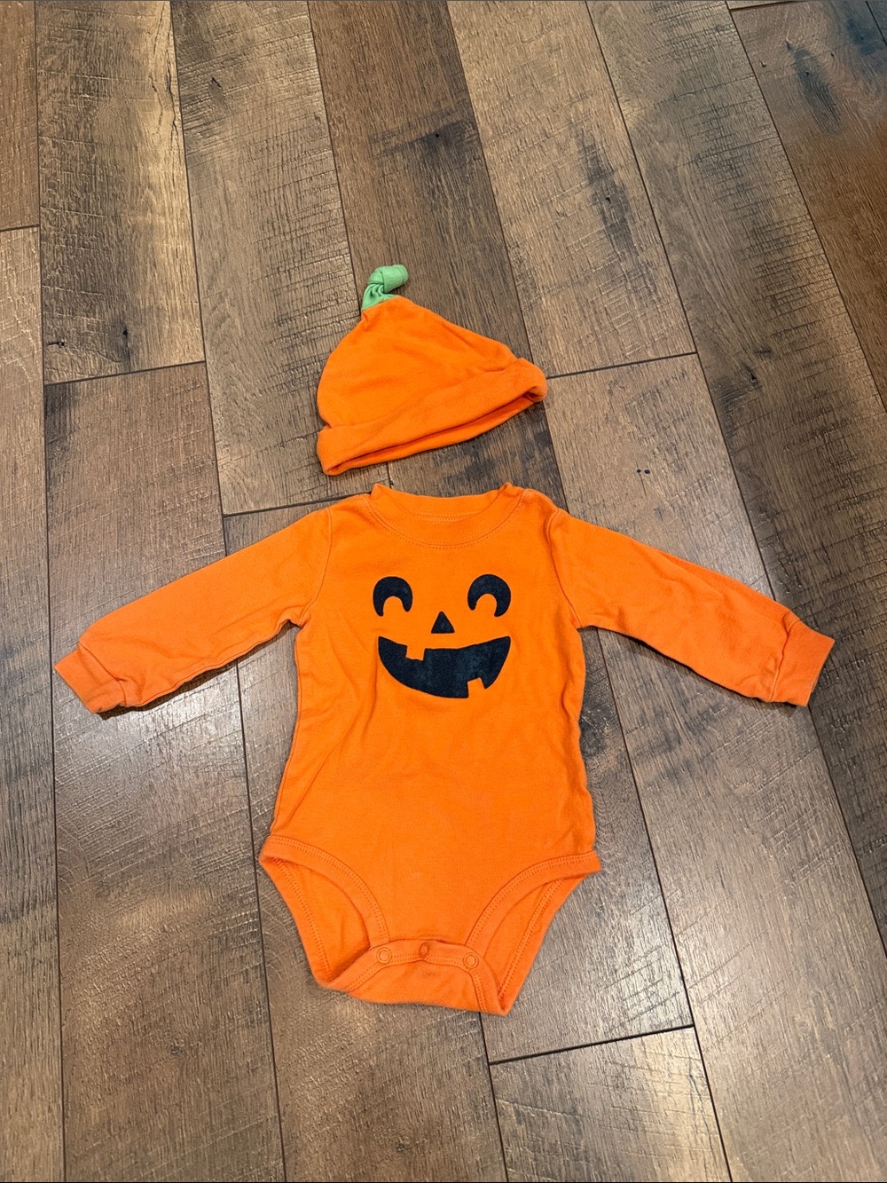 Carter's Orange Pumpkin Jack-O'-Lantern Bodysuit with Hat